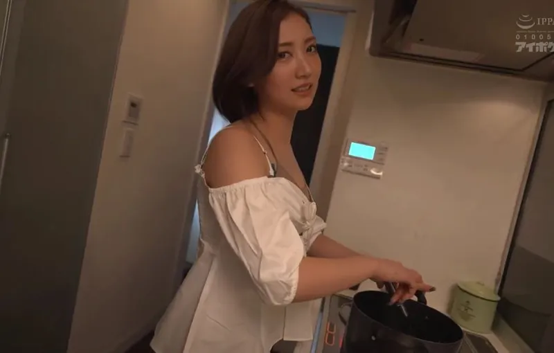 Cậu em chồng trúng độc đắc và người vợ mới cưới của anh trai có chiếc lưỡi điêu luyện