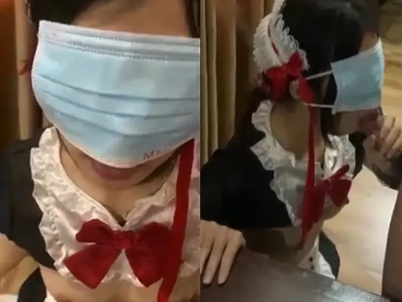 Cô bạn gái việt dâm cosplay nô lệ liếm bú con cây hàng điêu luyện